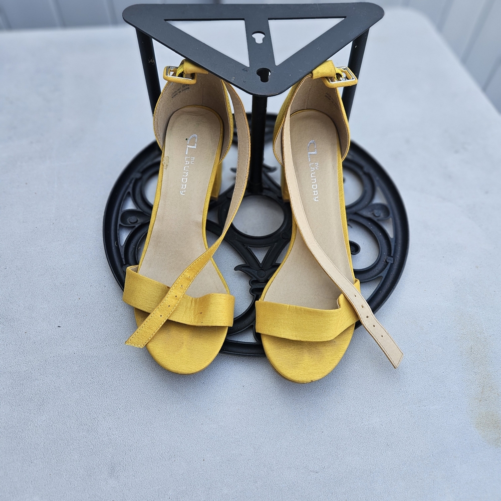 Chinese Laundry Yellow Sandals Casual Summer Style